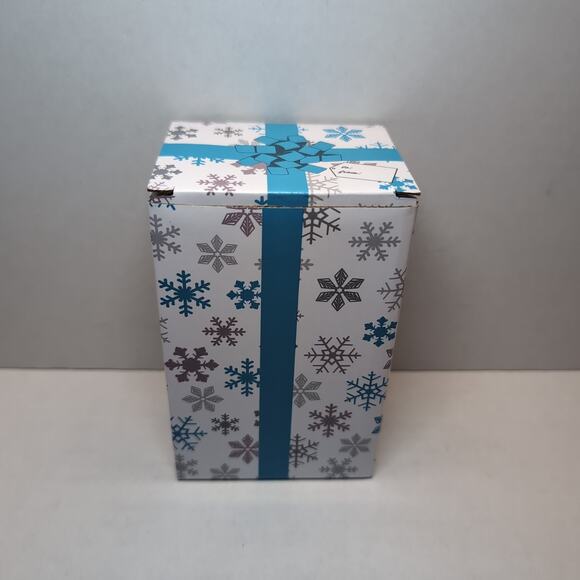 Temp-tations Seasonal Snowflakes 2 Piece Stacking Salt Pepper Shakers Purple Mug - Picture 7 of 8